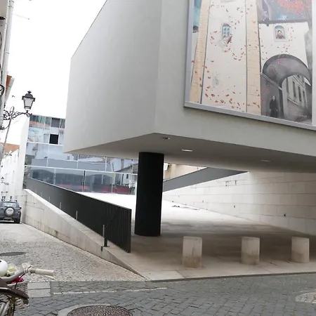 Eca - Centro Historico * Leiria