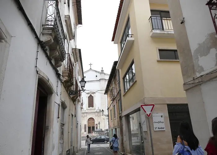 Eca - Centro Historico * Лейрия