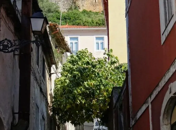 Eca - Centro Historico * Лейрия