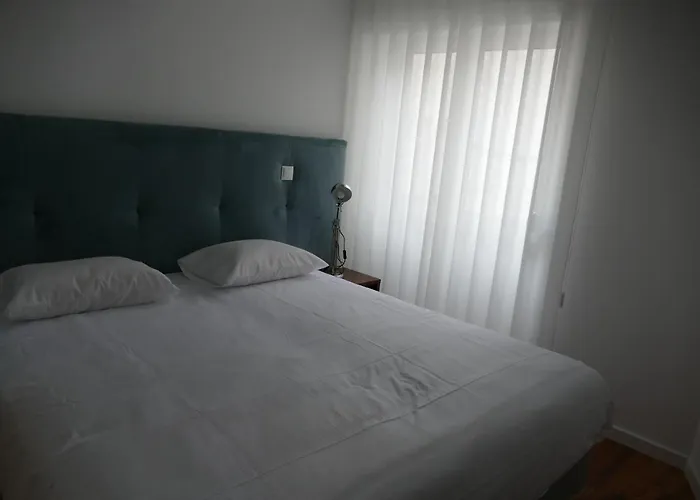 Eca - Centro Historico * Лейрия